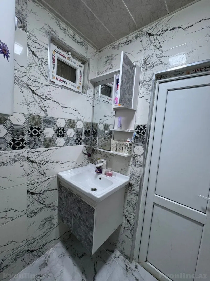 3 otaqlı köhnə tikili mənzil satılır — 7-ci mikrorayon, Bakı - şəkil 12
