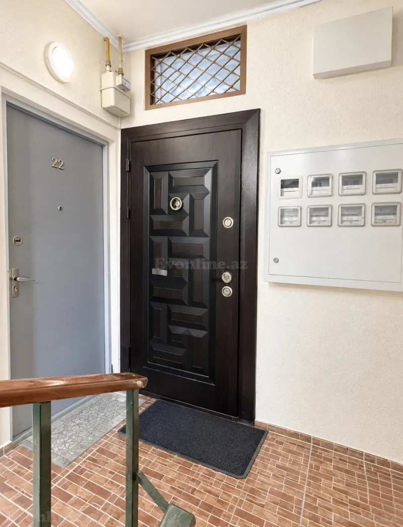 3 otaqlı köhnə tikili mənzil satılır — 4-cü mikrorayon, Bakı - şəkil 14