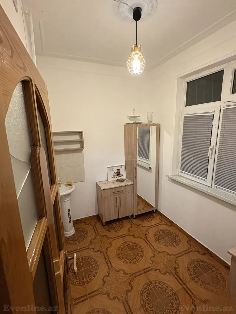 2 otaqlı köhnə tikili mənzil satılır — 8 Noyabr m., Bakı - şəkil 6