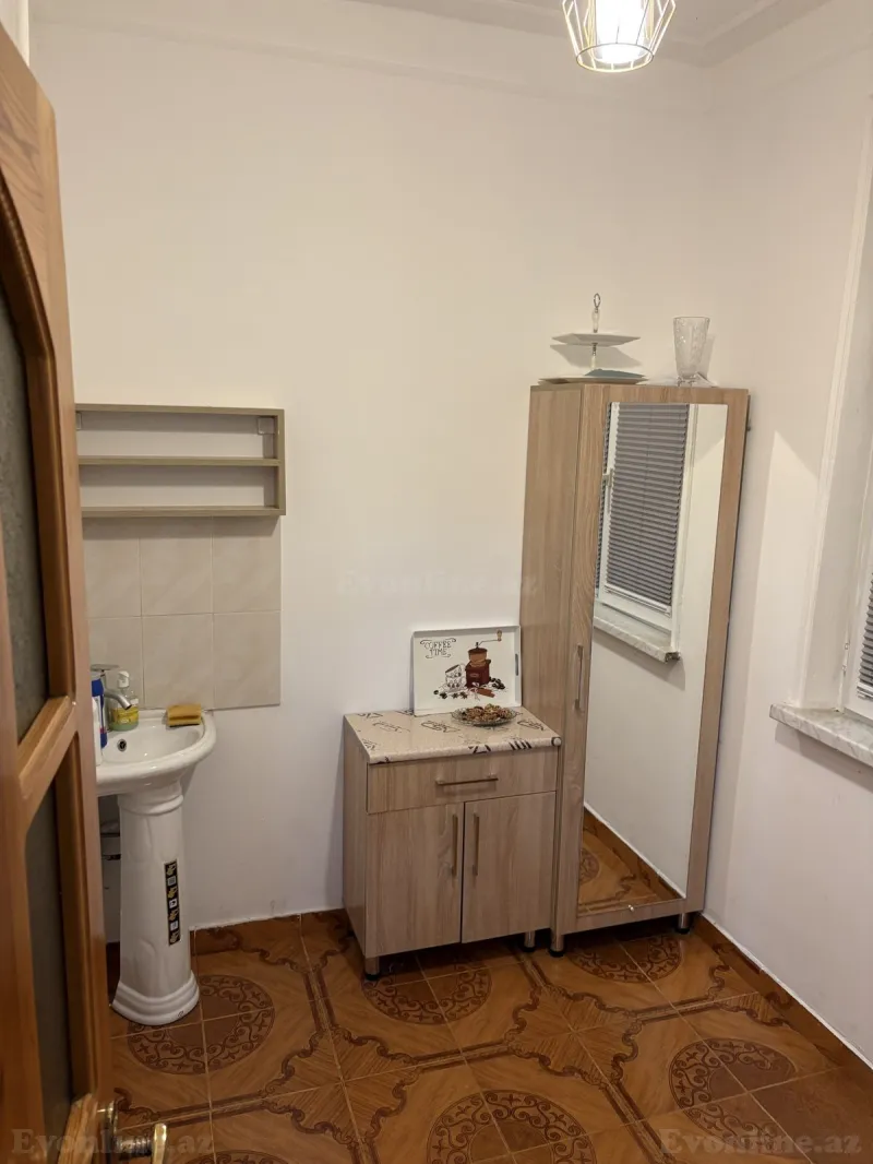 2 otaqlı köhnə tikili mənzil satılır — 8 Noyabr m., Bakı - şəkil 8