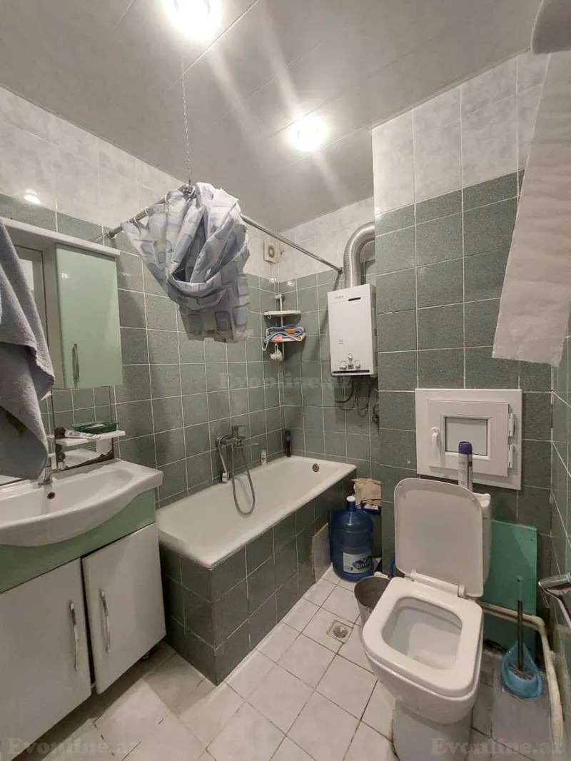 2 otaqlı köhnə tikili mənzil satılır — 7-ci mikrorayon, Bakı - şəkil 10