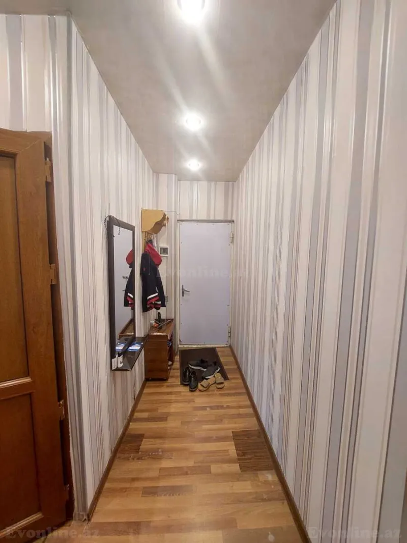 2 otaqlı köhnə tikili mənzil satılır — 7-ci mikrorayon, Bakı - şəkil 5