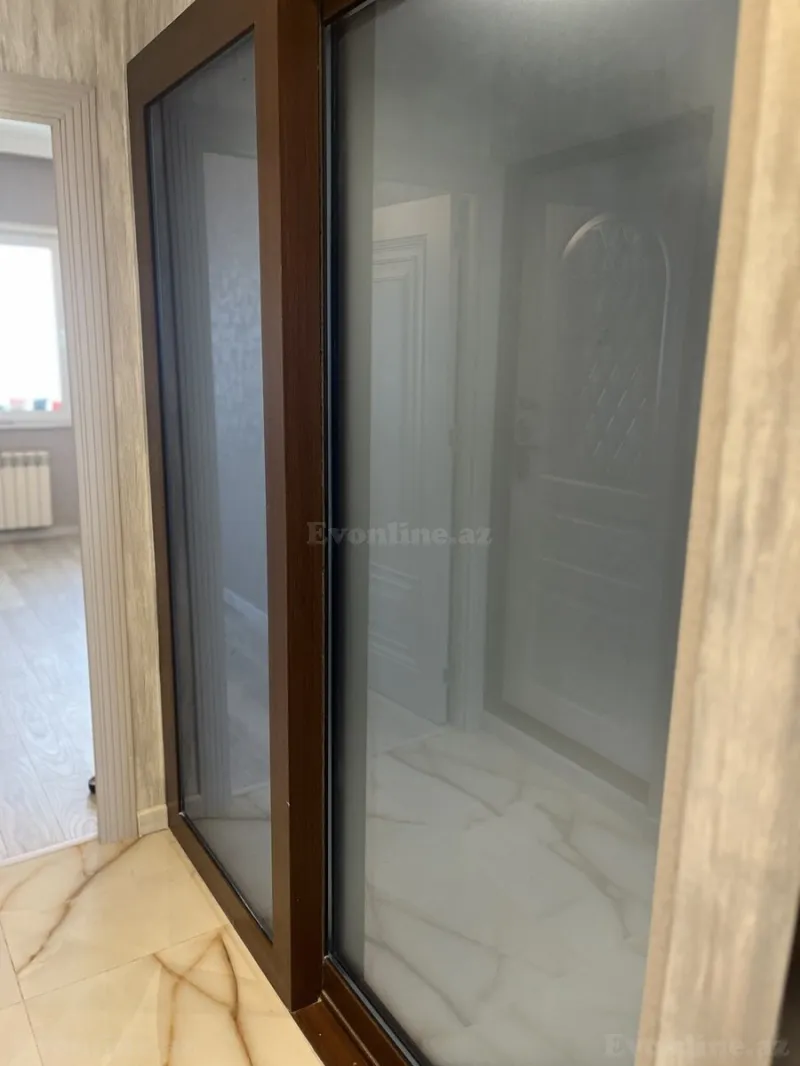 2 otaqlı köhnə tikili mənzil satılır — Yeni Günəşli, Bakı - şəkil 8