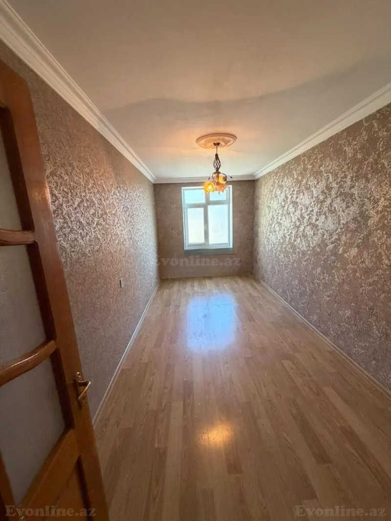 3 otaqlı köhnə tikili mənzil satılır — Bakıxanov, Bakı - şəkil 2