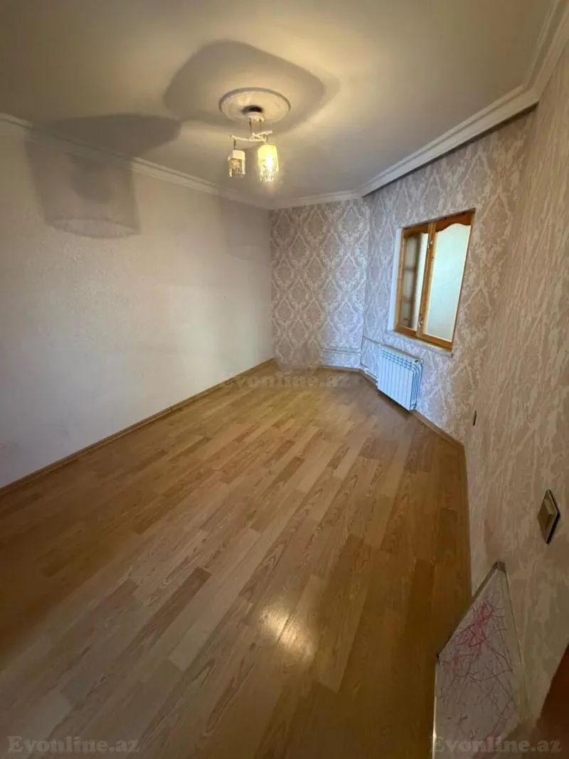 3 otaqlı köhnə tikili mənzil satılır — Bakıxanov, Bakı - şəkil 5
