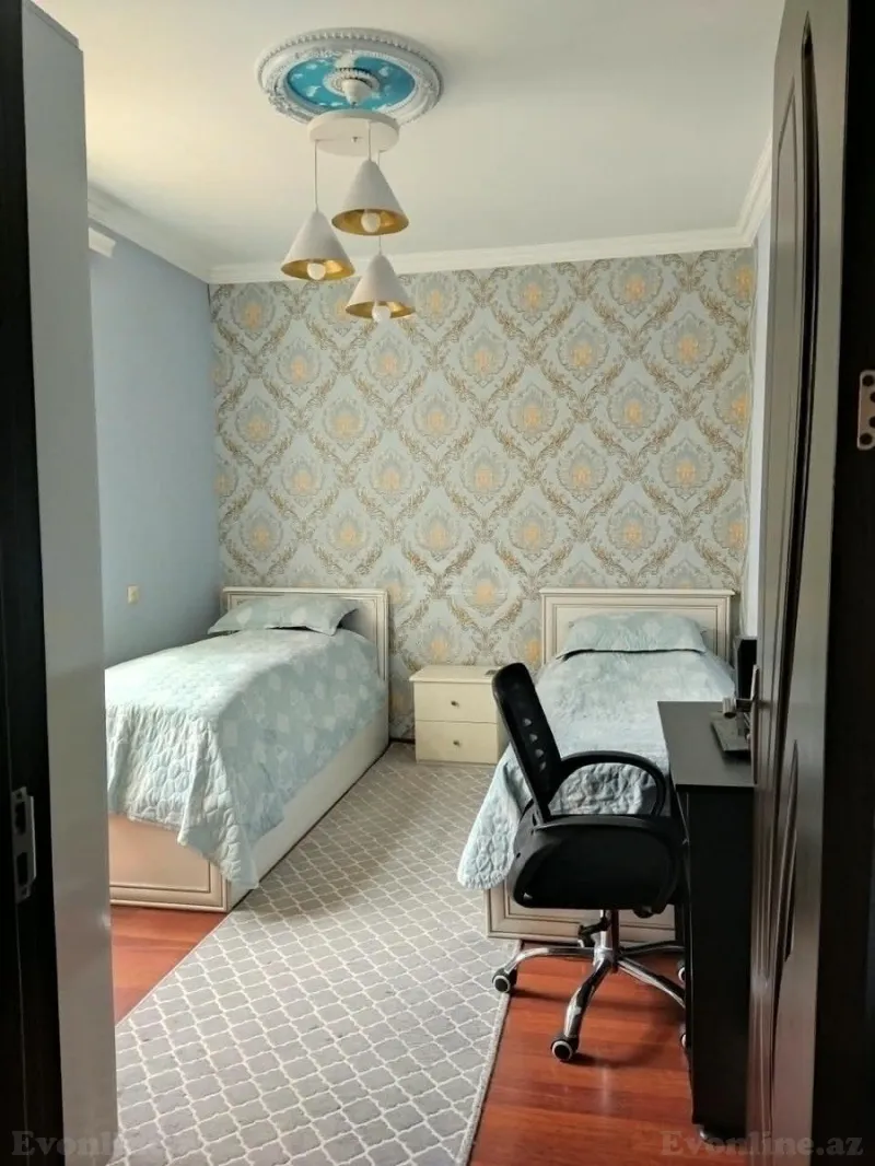 3 otaqlı həyət evi satılır — Yeni Yasamal, Bakı - şəkil 4