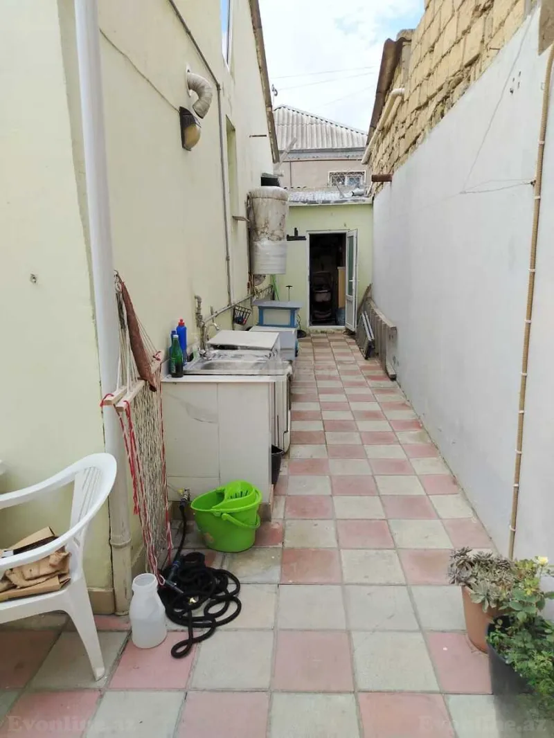 3 otaqlı həyət evi satılır — Yeni Yasamal, Bakı - şəkil 7