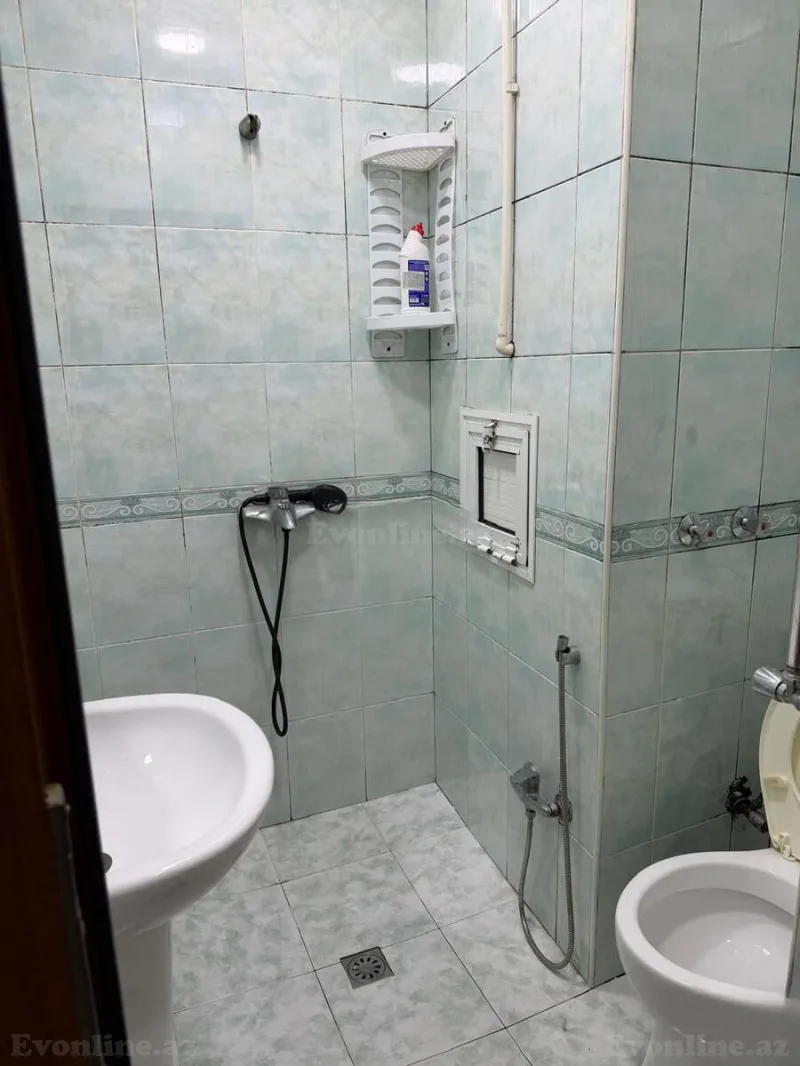 1 otaqlı köhnə tikili mənzil satılır — 3-cü mikrorayon, Bakı - şəkil 5