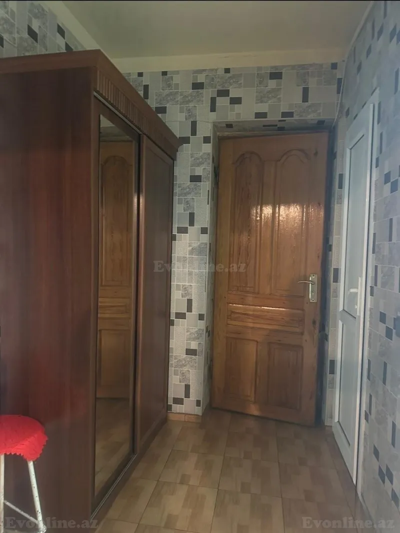 2 otaqlı köhnə tikili mənzil kirayə verilir — Yasamal r., Bakı - şəkil 9