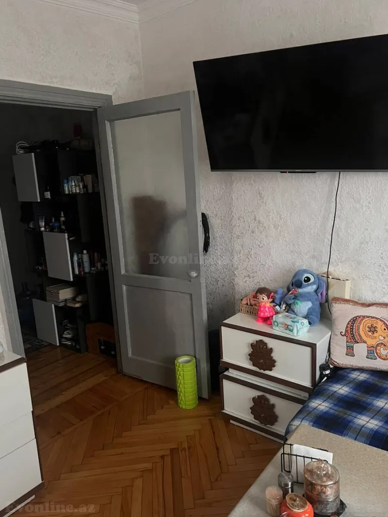 1 otaqlı köhnə tikili mənzil satılır — Bakıxanov, Bakı - şəkil 2