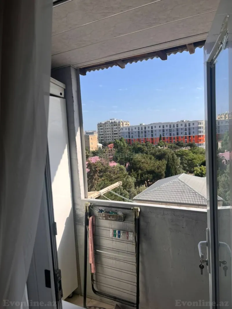1 otaqlı köhnə tikili mənzil satılır — Bakıxanov, Bakı - şəkil 4