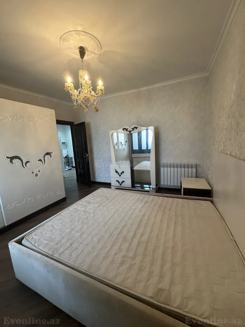 3 otaqlı köhnə tikili mənzil kirayə verilir — Koroğlu m., Bakı - şəkil 13
