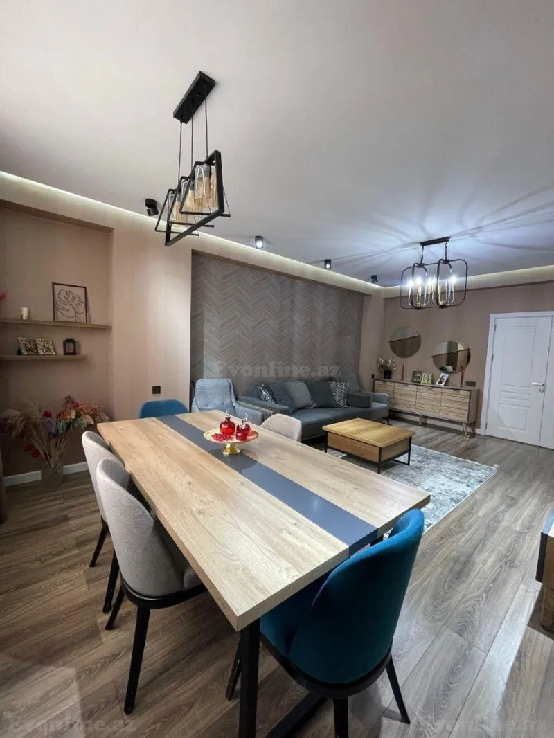 3 otaqlı Mənzil 131 m² Yeni Günəşli Satılır