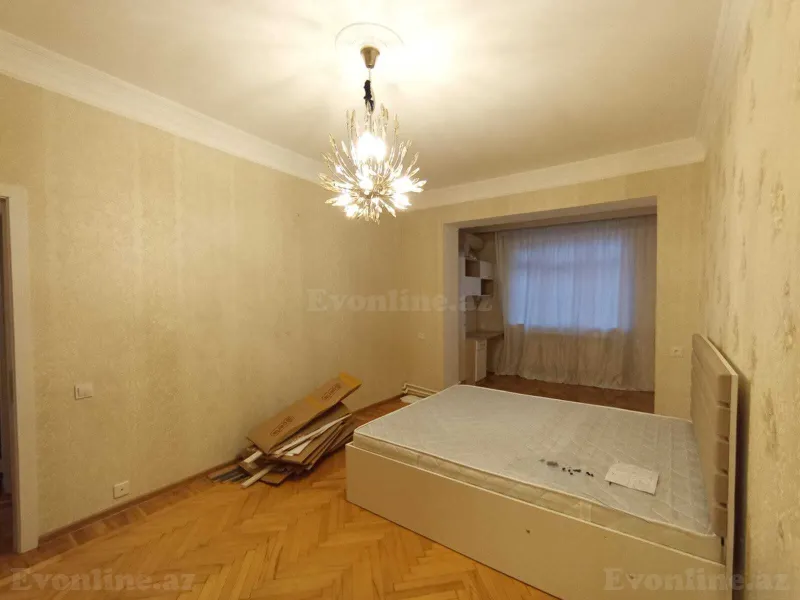 3 otaqlı köhnə tikili mənzil kirayə verilir — 8 Noyabr m., Bakı - şəkil 7