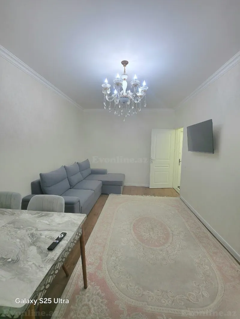 2 otaqlı Mənzil 45 m² 3-cü mikrorayon Satılır