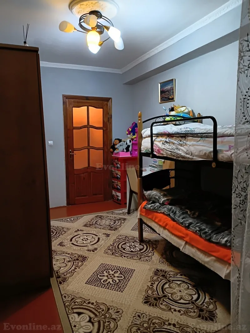 3 otaqlı köhnə tikili mənzil satılır — Elmlər Akademiyası m., Bakı - şəkil 8