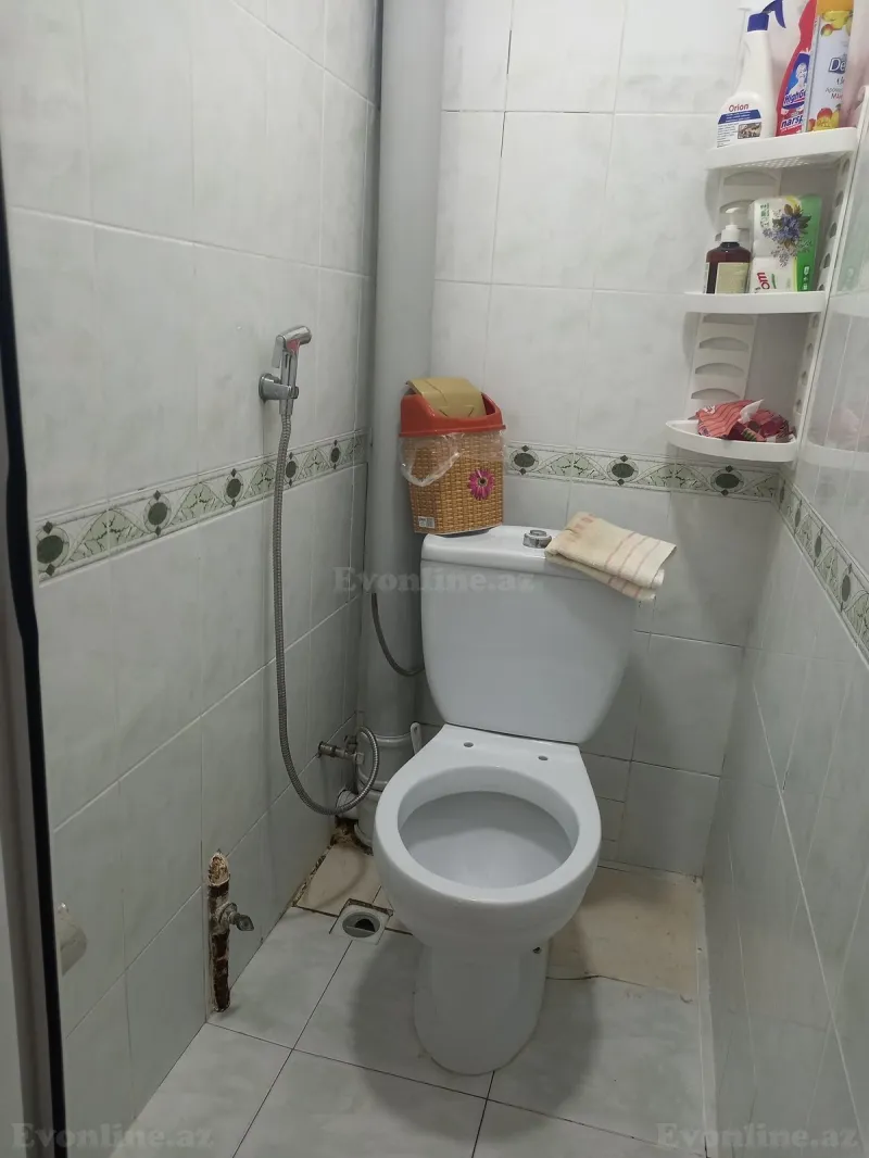 3 otaqlı köhnə tikili mənzil satılır — Elmlər Akademiyası m., Bakı - şəkil 13