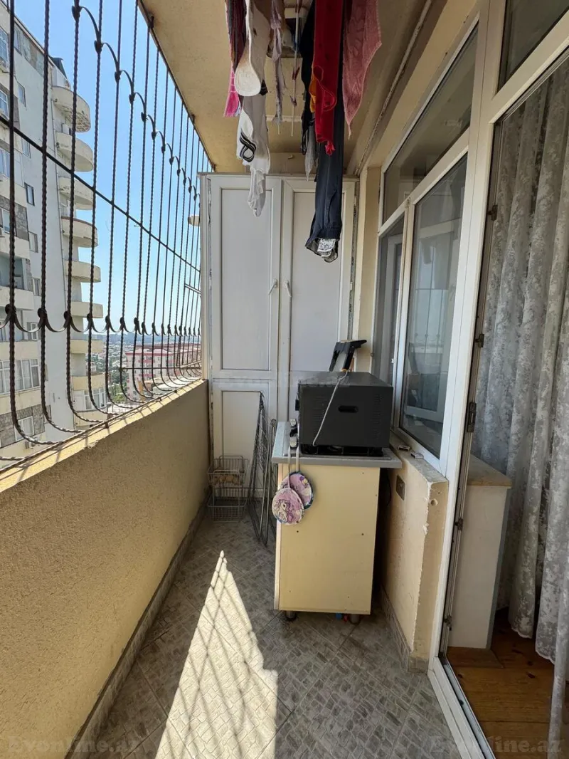 2 otaqlı yeni tikili mənzil satılır — Yeni Yasamal, Bakı - şəkil 8