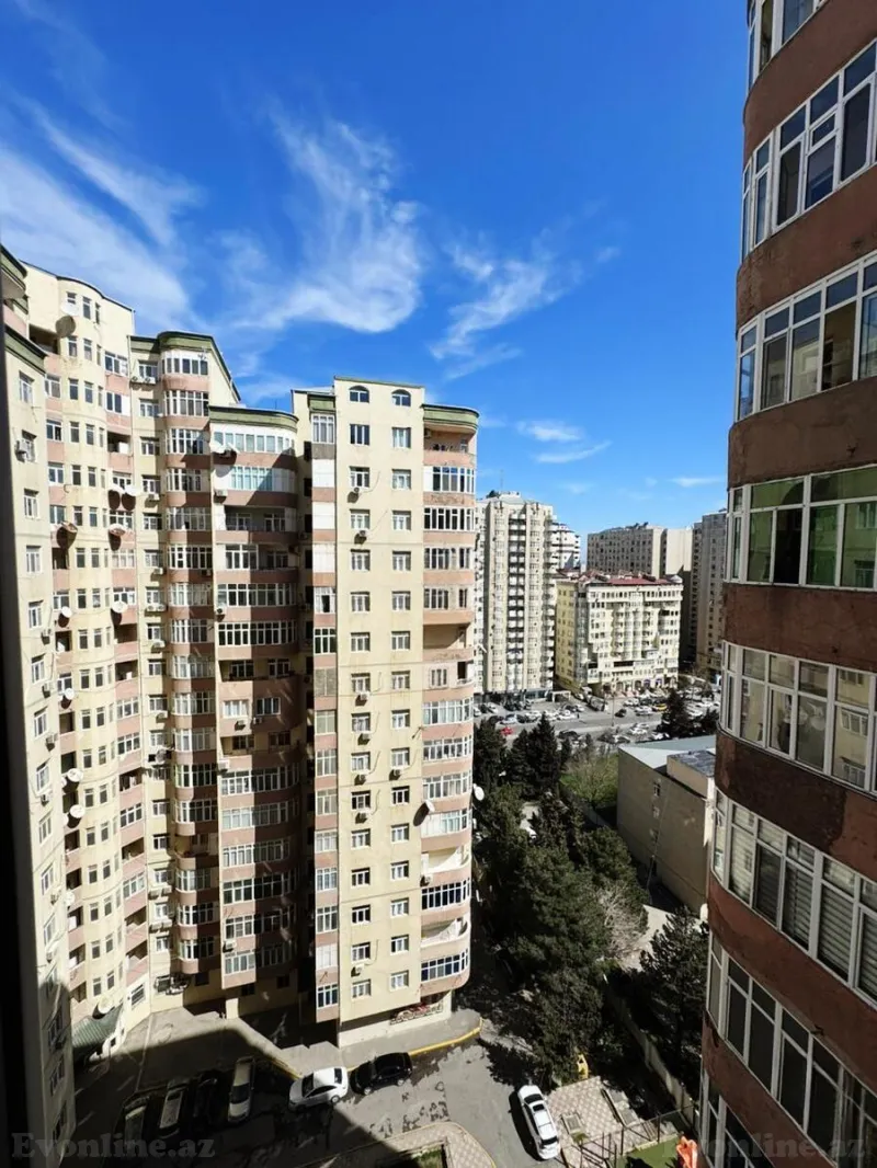 4 otaqlı köhnə tikili mənzil satılır — Elmlər Akademiyası m., Bakı - şəkil 17