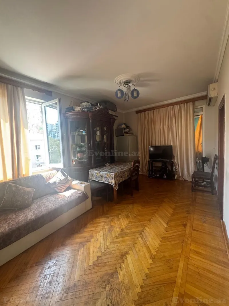 3 otaqlı köhnə tikili mənzil satılır — İnşaatçılar m., Bakı - şəkil 3