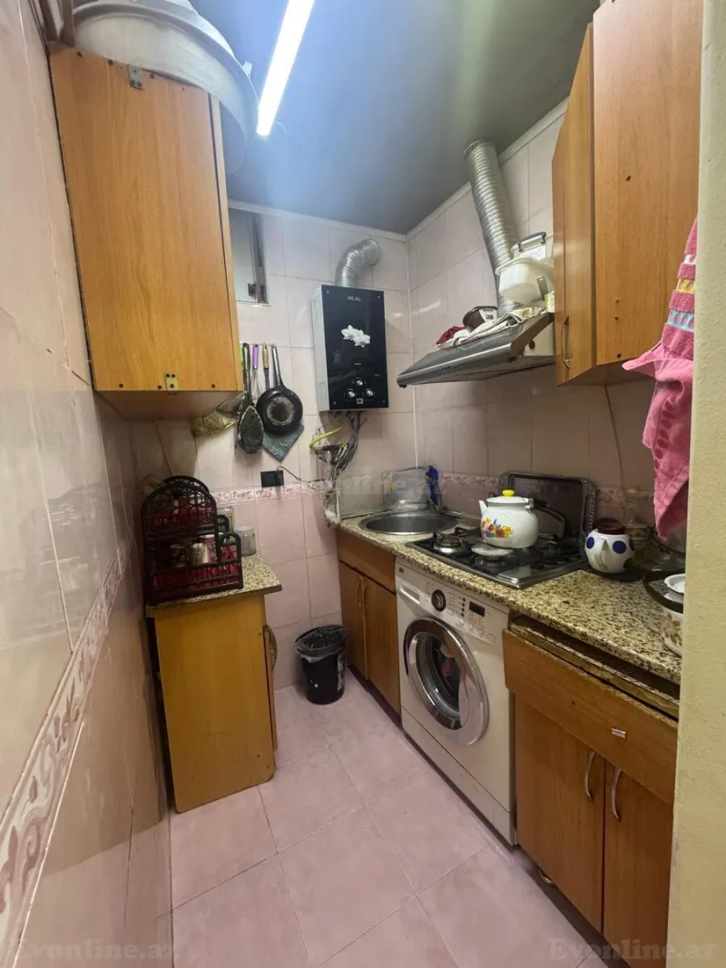 3 otaqlı köhnə tikili mənzil satılır — İnşaatçılar m., Bakı - şəkil 4