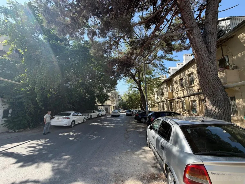 3 otaqlı köhnə tikili mənzil satılır — Biləcəri, Bakı - şəkil 2