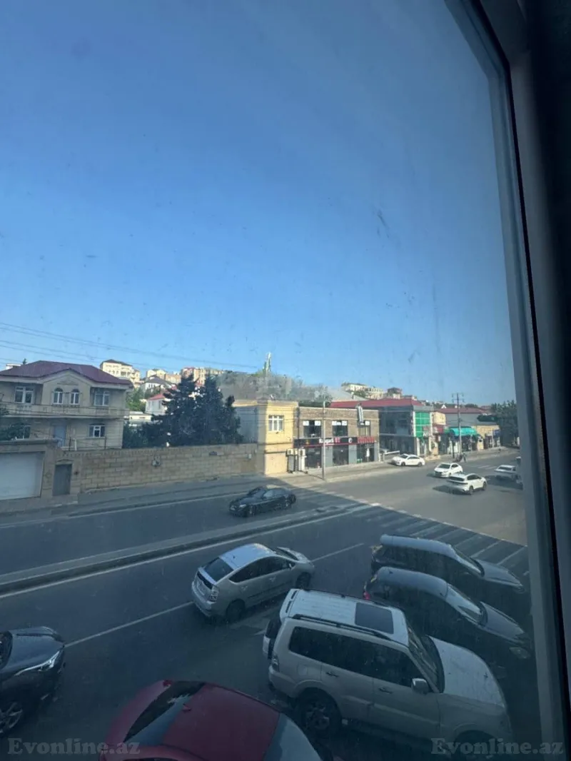 3 otaqlı Mənzil 130 m² Badamdar Satılır