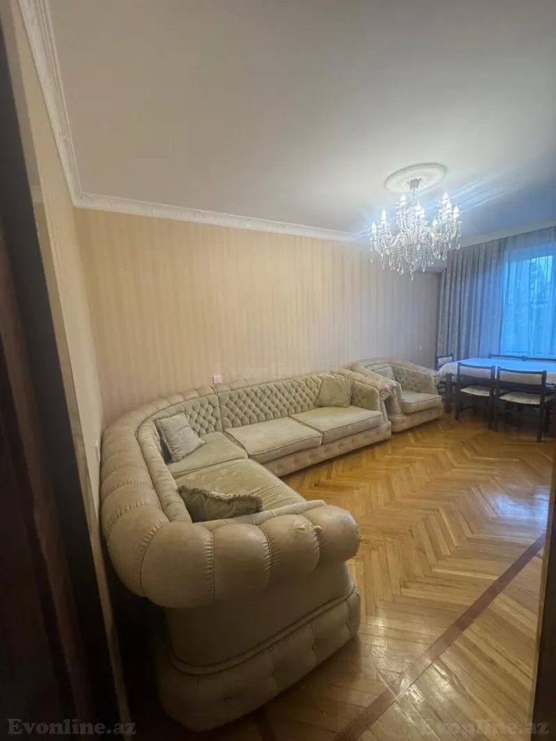 4 otaqlı Mənzil 75 m² Əhmədli m. Satılır