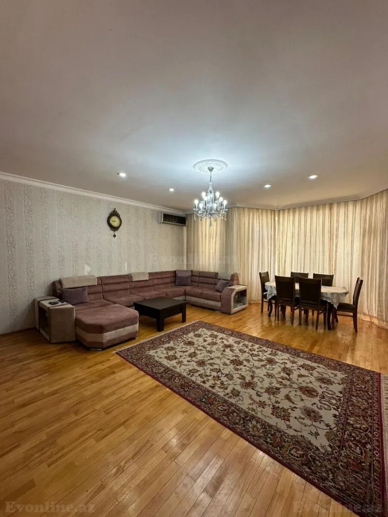 3 otaqlı Mənzil 150 m² 20 Yanvar m. Kirayə verilir