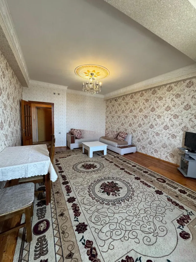 2 otaqlı Mənzil 56 m² 9-cu mikrorayon Satılır