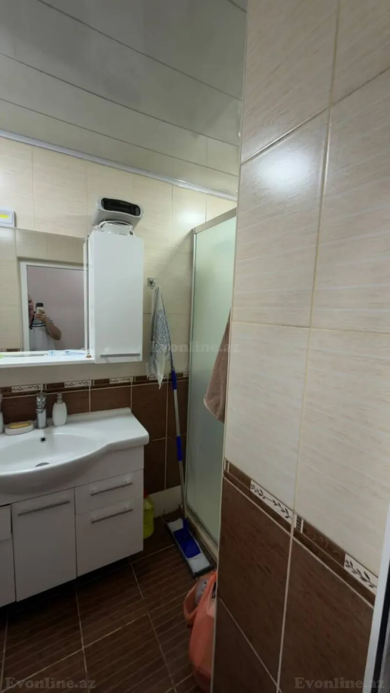 3 otaqlı köhnə tikili mənzil satılır — 4-cü mikrorayon, Bakı - şəkil 12