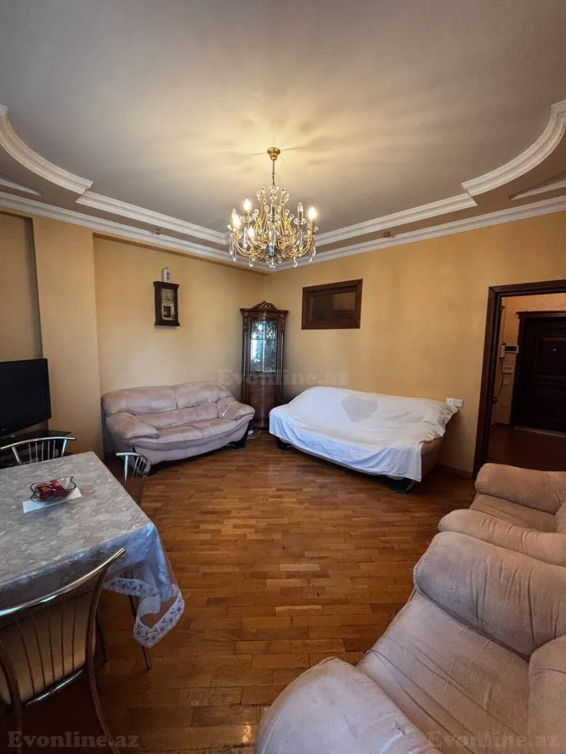 2 otaqlı Mənzil 70 m² Gənclik m. Satılır