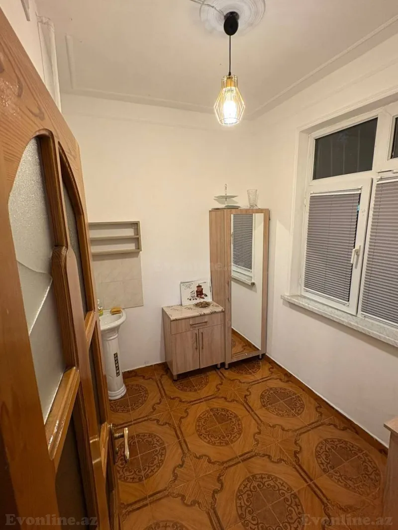 2 otaqlı köhnə tikili mənzil satılır — 8 Noyabr m., Bakı - şəkil 9