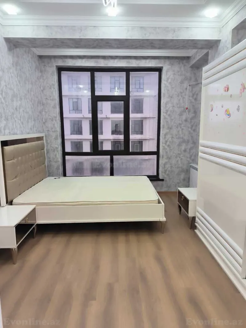 3 otaqlı Mənzil 100 m² Yeni Günəşli Kirayə verilir