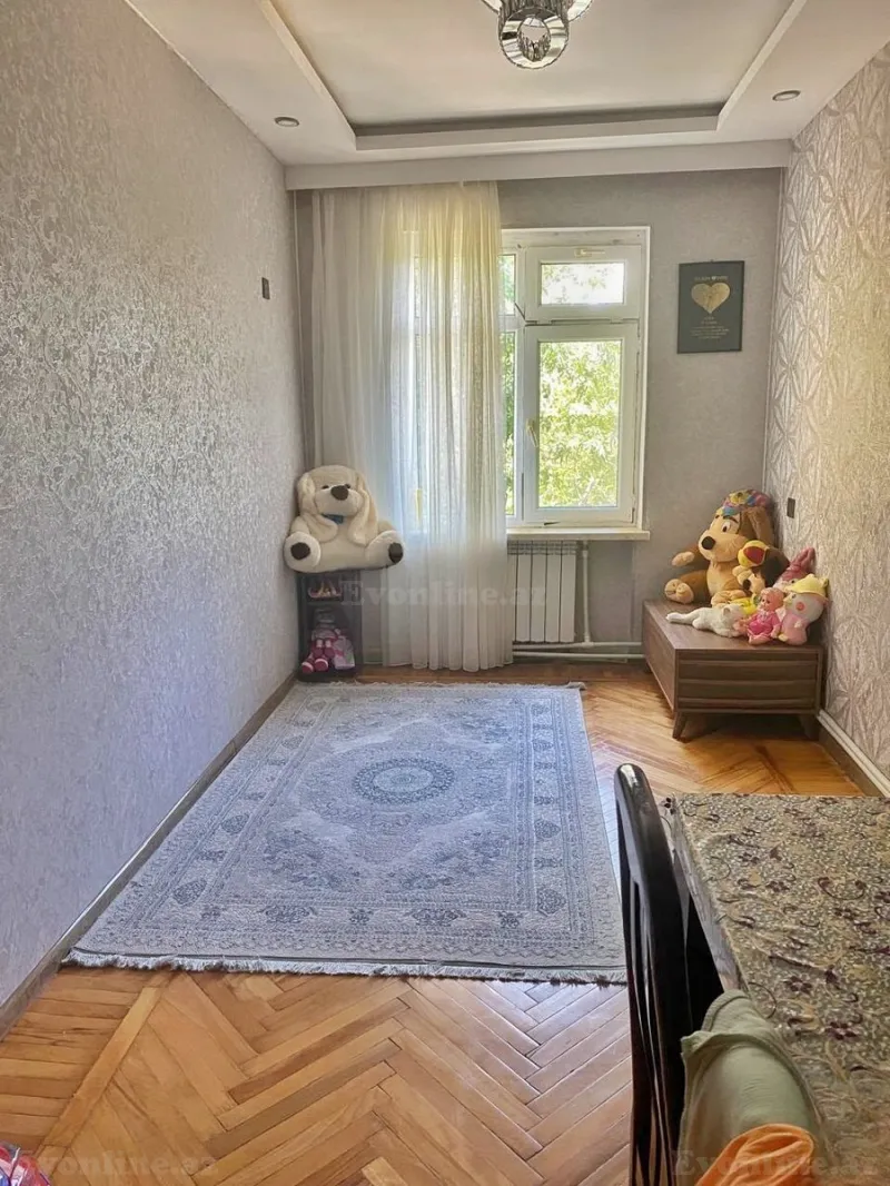 4 otaqlı köhnə tikili mənzil satılır — Xalqlar Dostluğu m., Bakı - şəkil 6