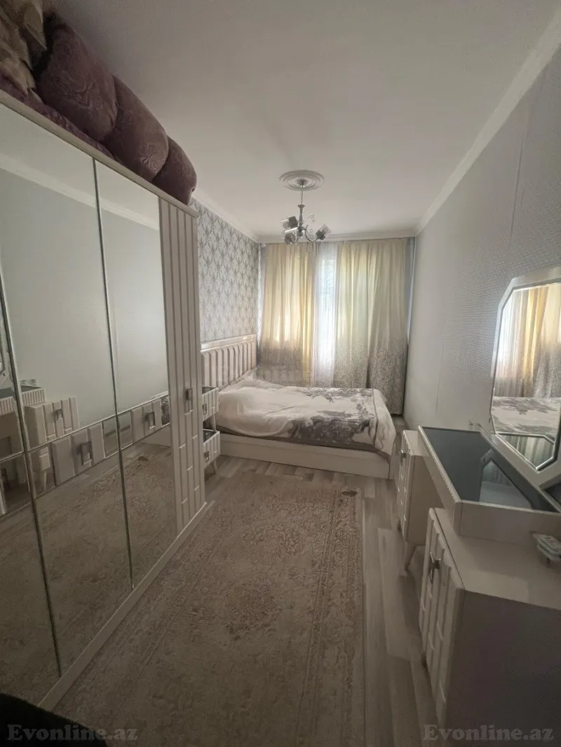 2 otaqlı Mənzil 50 m² 7-ci mikrorayon Satılır