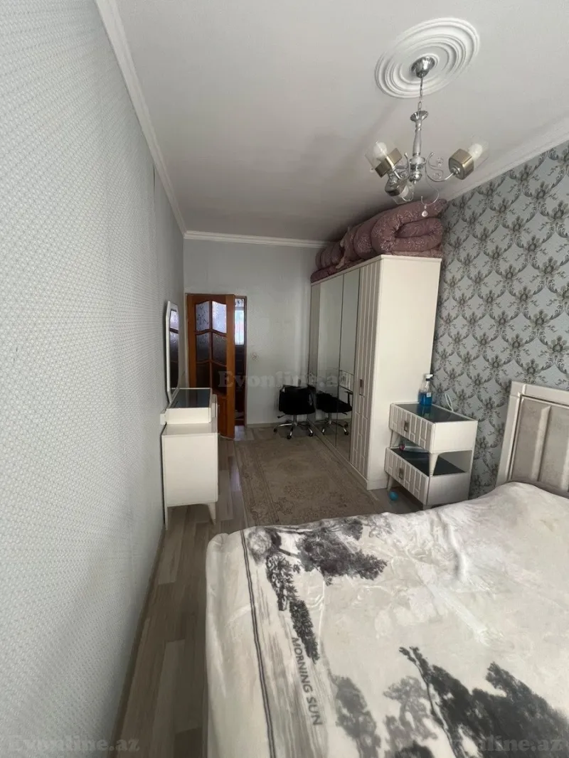 2 otaqlı köhnə tikili mənzil satılır — 7-ci mikrorayon, Bakı - şəkil 7