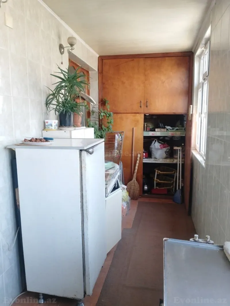 3 otaqlı köhnə tikili mənzil satılır — Yeni Günəşli, Bakı - şəkil 7