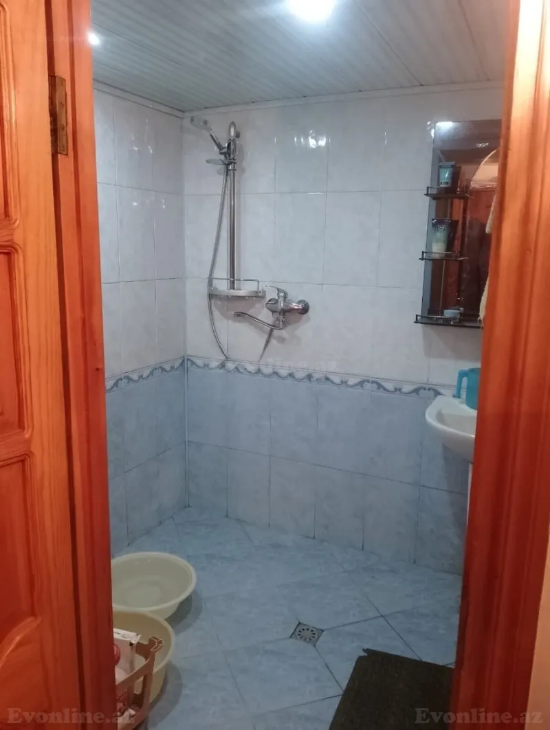 3 otaqlı köhnə tikili mənzil satılır — Yeni Günəşli, Bakı - şəkil 11