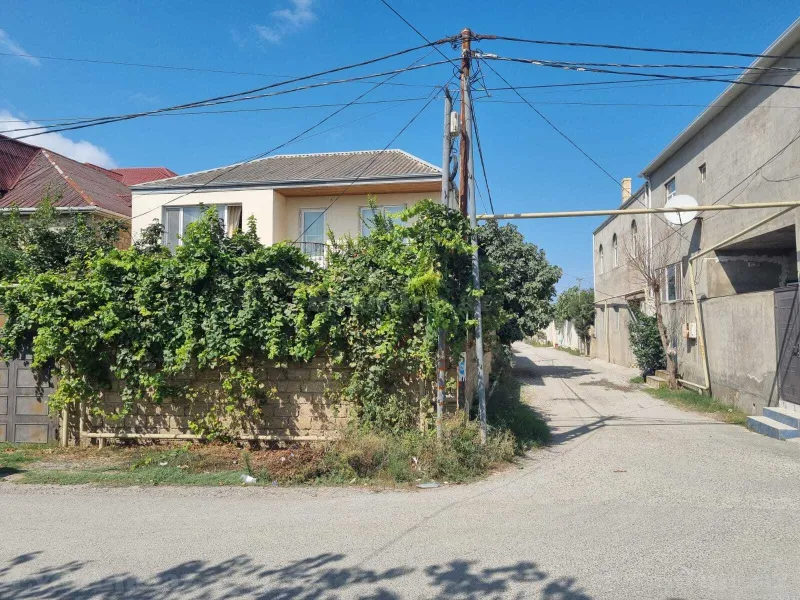 4 otaqlı həyət evi satılır — Savalan, Bakı - şəkil 3