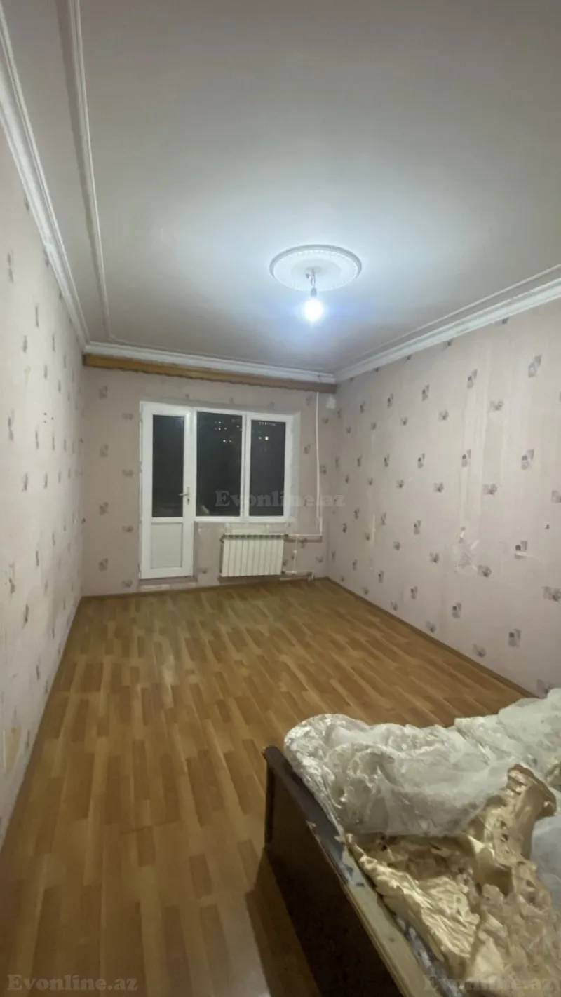 1 otaqlı köhnə tikili mənzil kirayə verilir — Köhnə Günəşli, Bakı