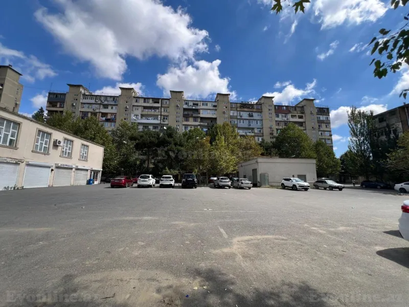 3 otaqlı Mənzil 83 m² Bakıxanov Satılır