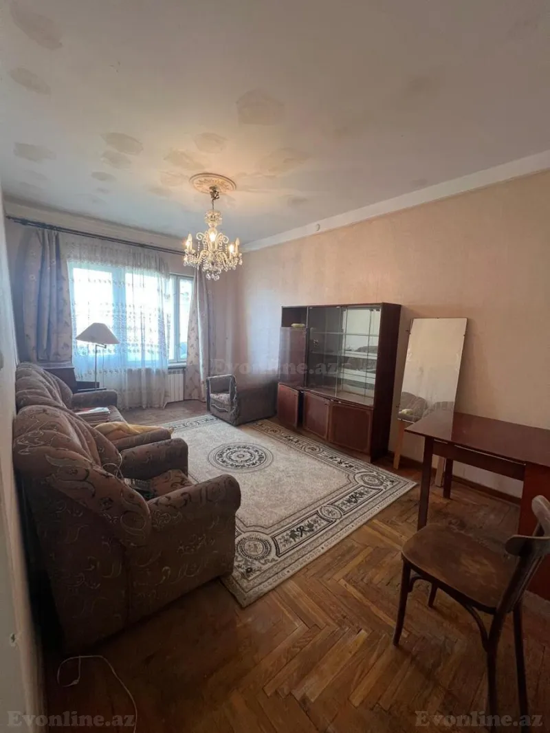 3 otaqlı köhnə tikili mənzil satılır — Bakıxanov, Bakı - şəkil 3