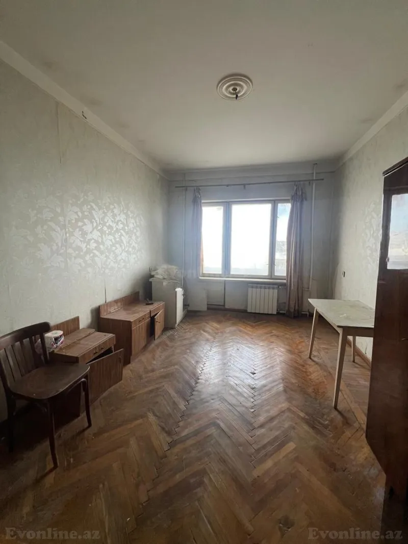 3 otaqlı köhnə tikili mənzil satılır — Bakıxanov, Bakı - şəkil 5