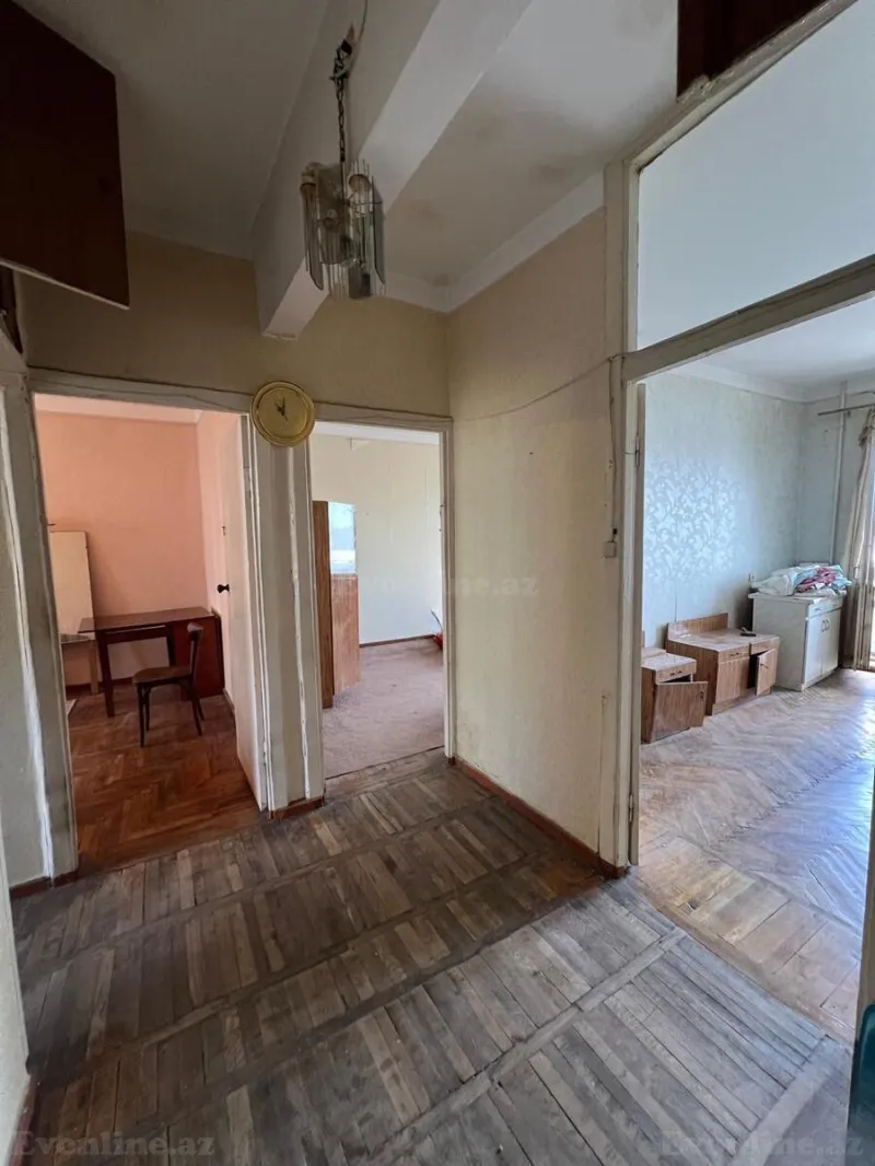 3 otaqlı köhnə tikili mənzil satılır — Bakıxanov, Bakı - şəkil 6