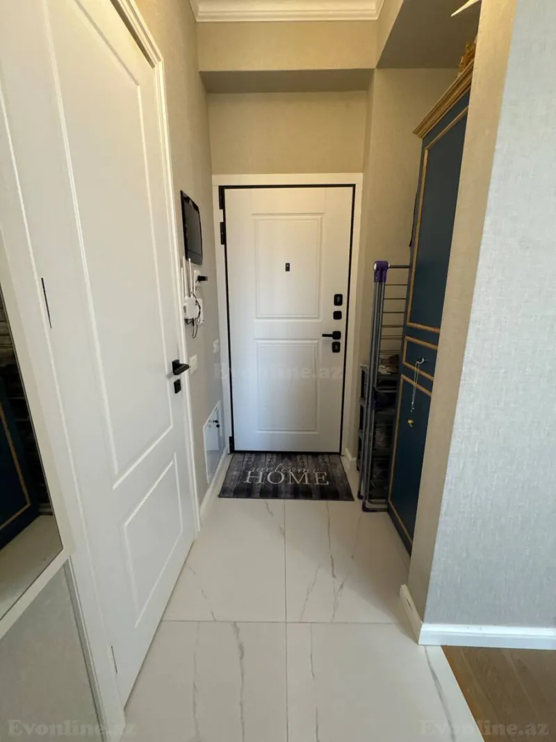 2 otaqlı Mənzil 47 m² İnşaatçılar m. Satılır