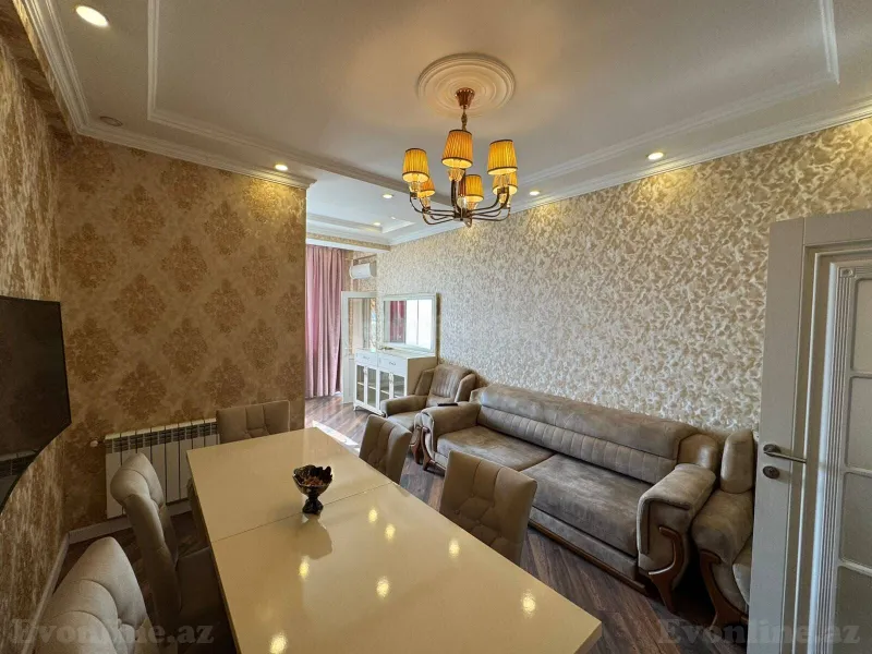 3 otaqlı Mənzil 105 m² Koroğlu m. Satılır