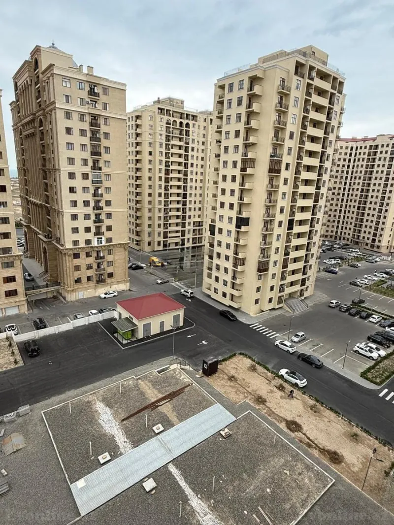 3 otaqlı Mənzil 113 m² Səbail r. Satılır