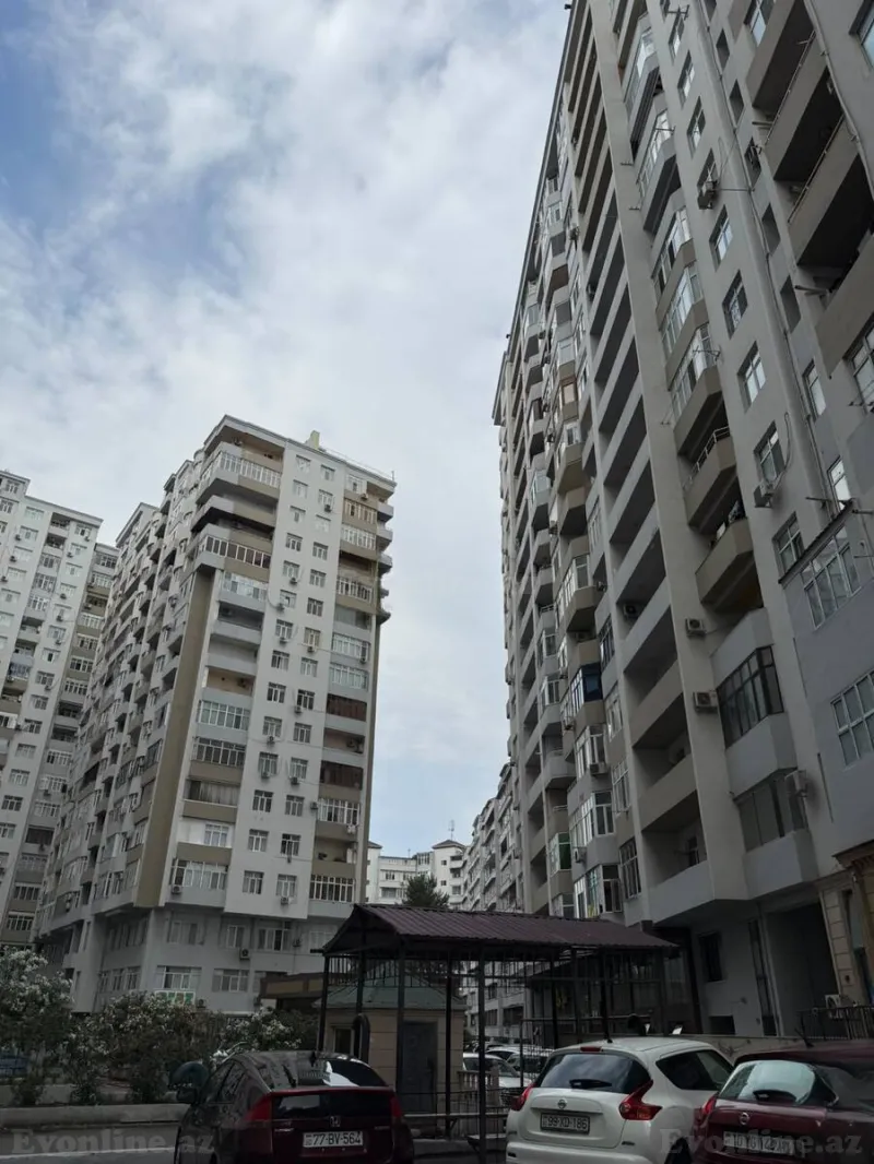 3 otaqlı yeni tikili mənzil satılır — 3-cü mikrorayon, Bakı - şəkil 2
