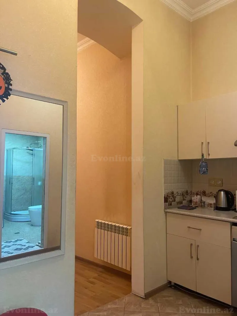 2 otaqlı köhnə tikili mənzil kirayə verilir — Səbail r., Bakı - şəkil 6